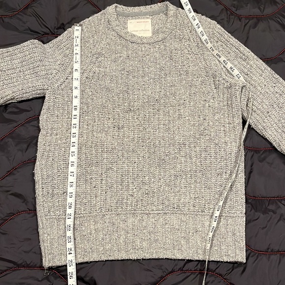 Banana Republic Heritage Sweater - Picture 13 of 13